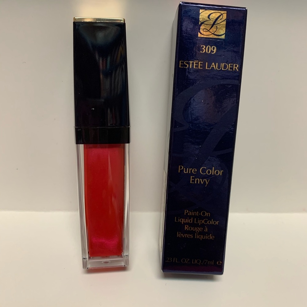 ESTEE LAUDER. Liquid lip color